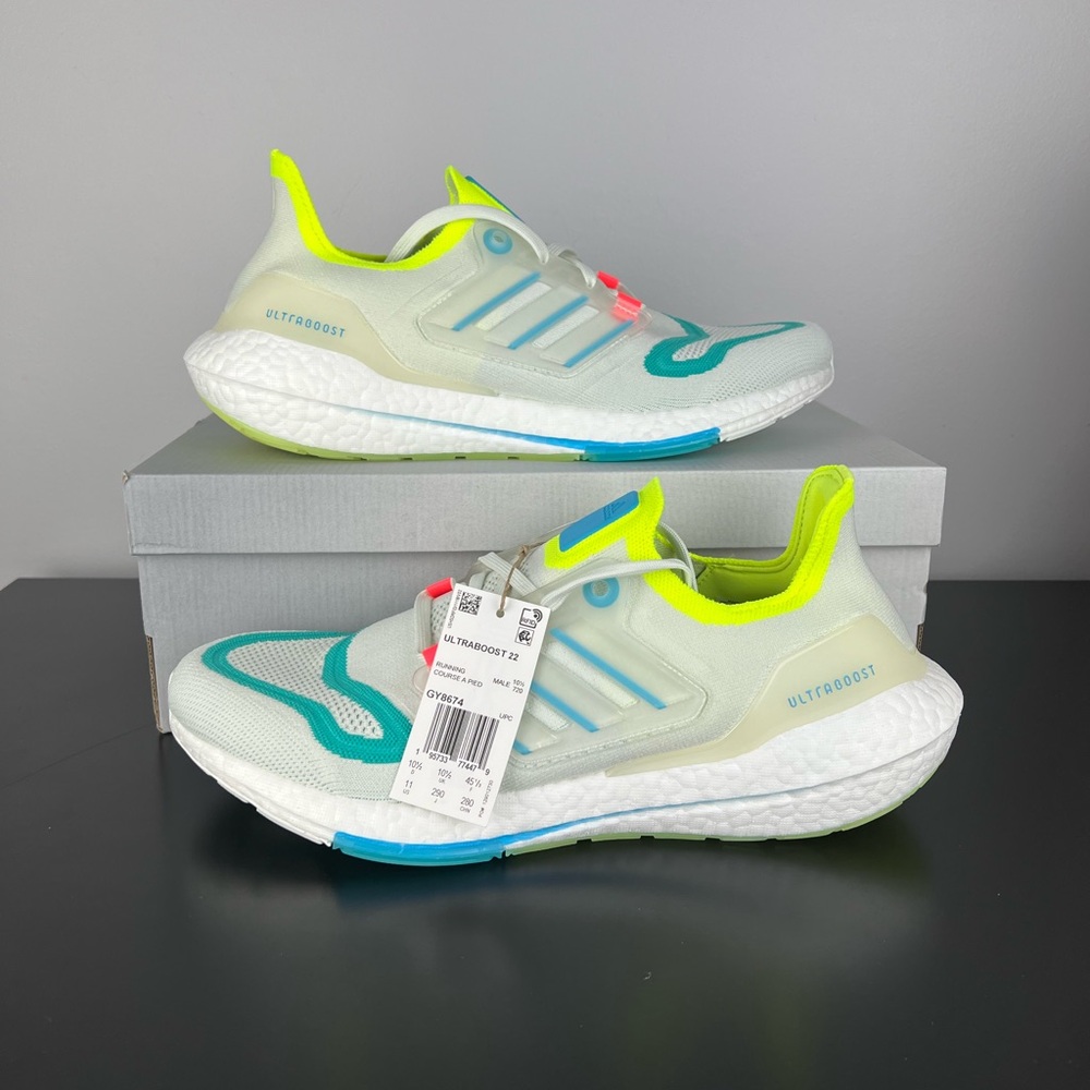 Men's Adidas UltraBoost 22 Running Shoes White / Sky Blue / Yellow GY8674